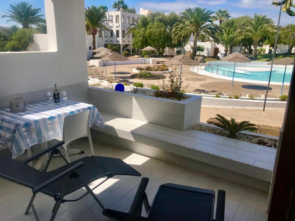Casa Rosa Apartment Costa Teguise Exterior photo